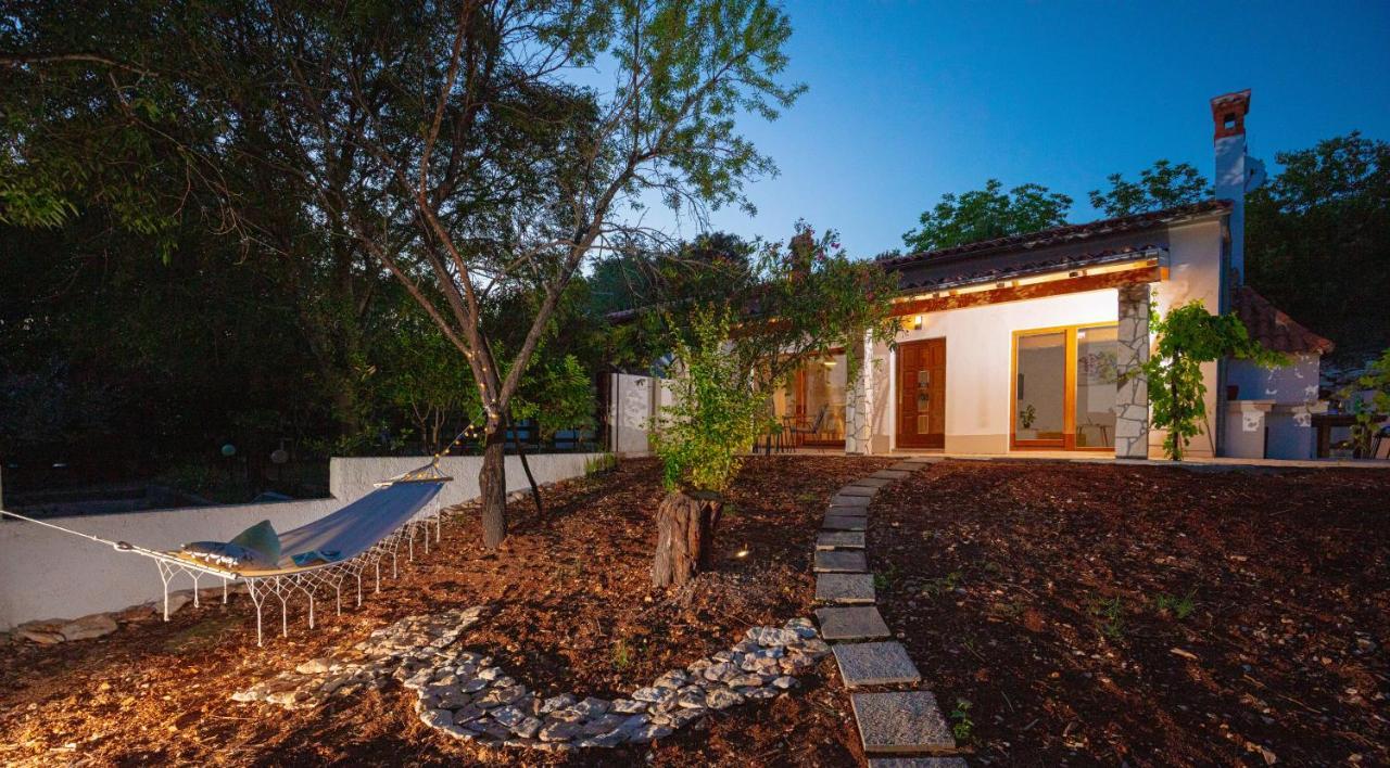 Al Pino Blue Property Premantura Extérieur photo
