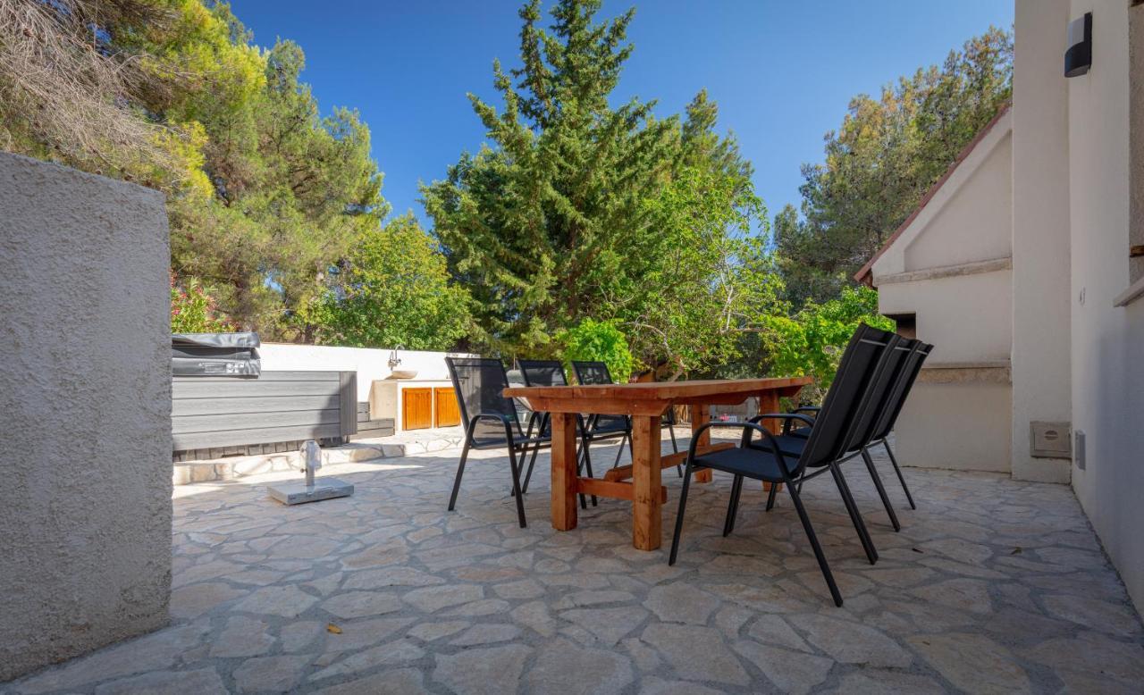 Al Pino Blue Property Premantura Extérieur photo