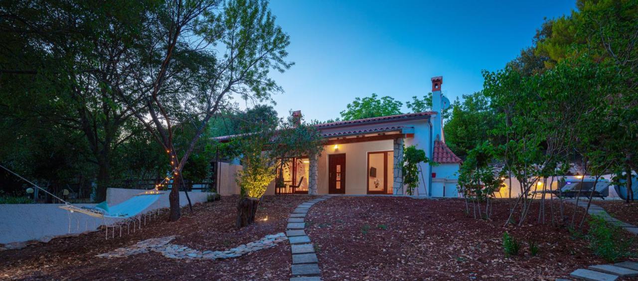 Al Pino Blue Property Premantura Extérieur photo